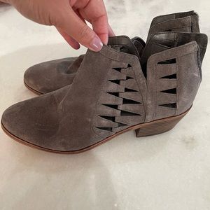 Vince Camuto Peera Suede Booties